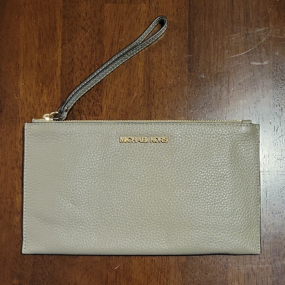 Michael Kors Green Leather Wristlet